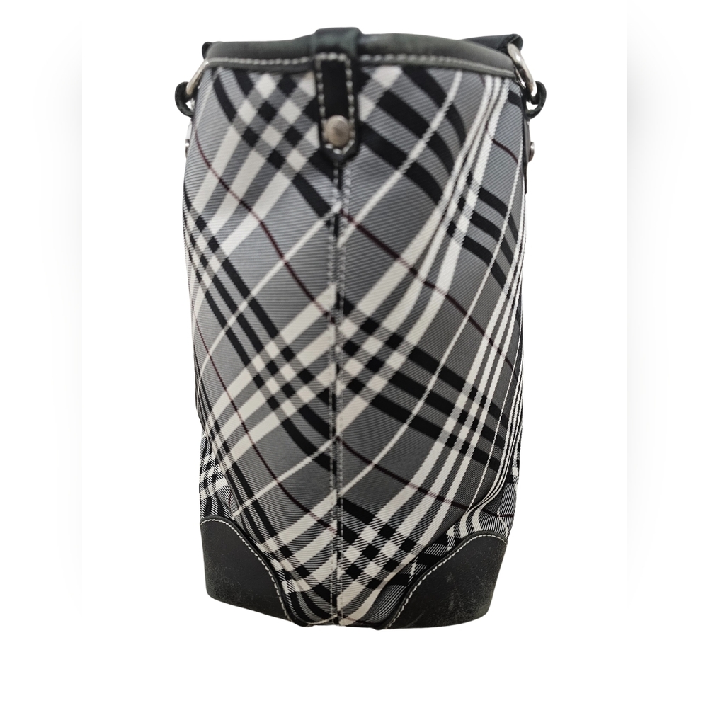 BURBERRY TOTE BAG!! - Picture 4 of 8